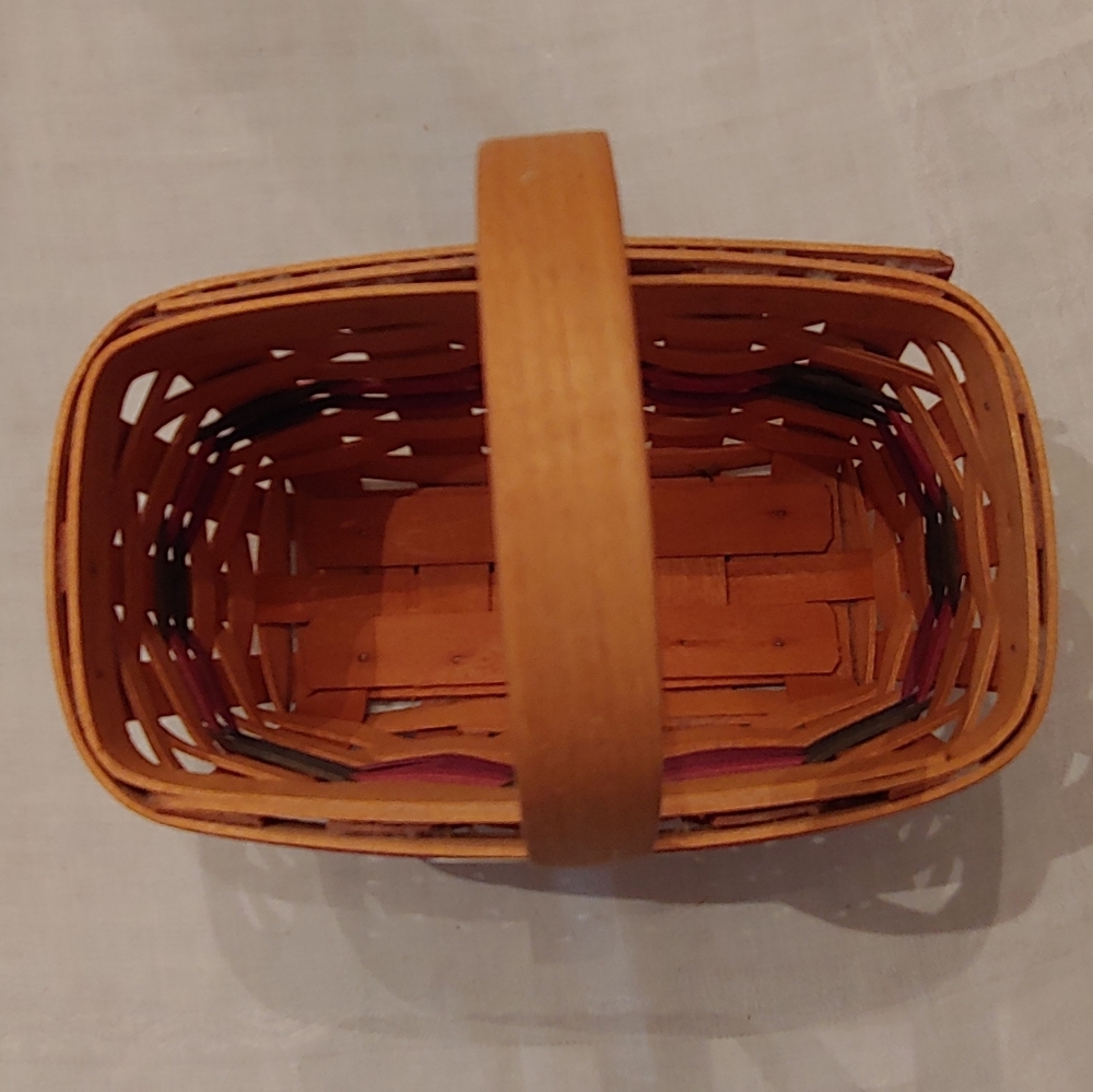 Longaberger Bee Basket - Picture 5 of 8